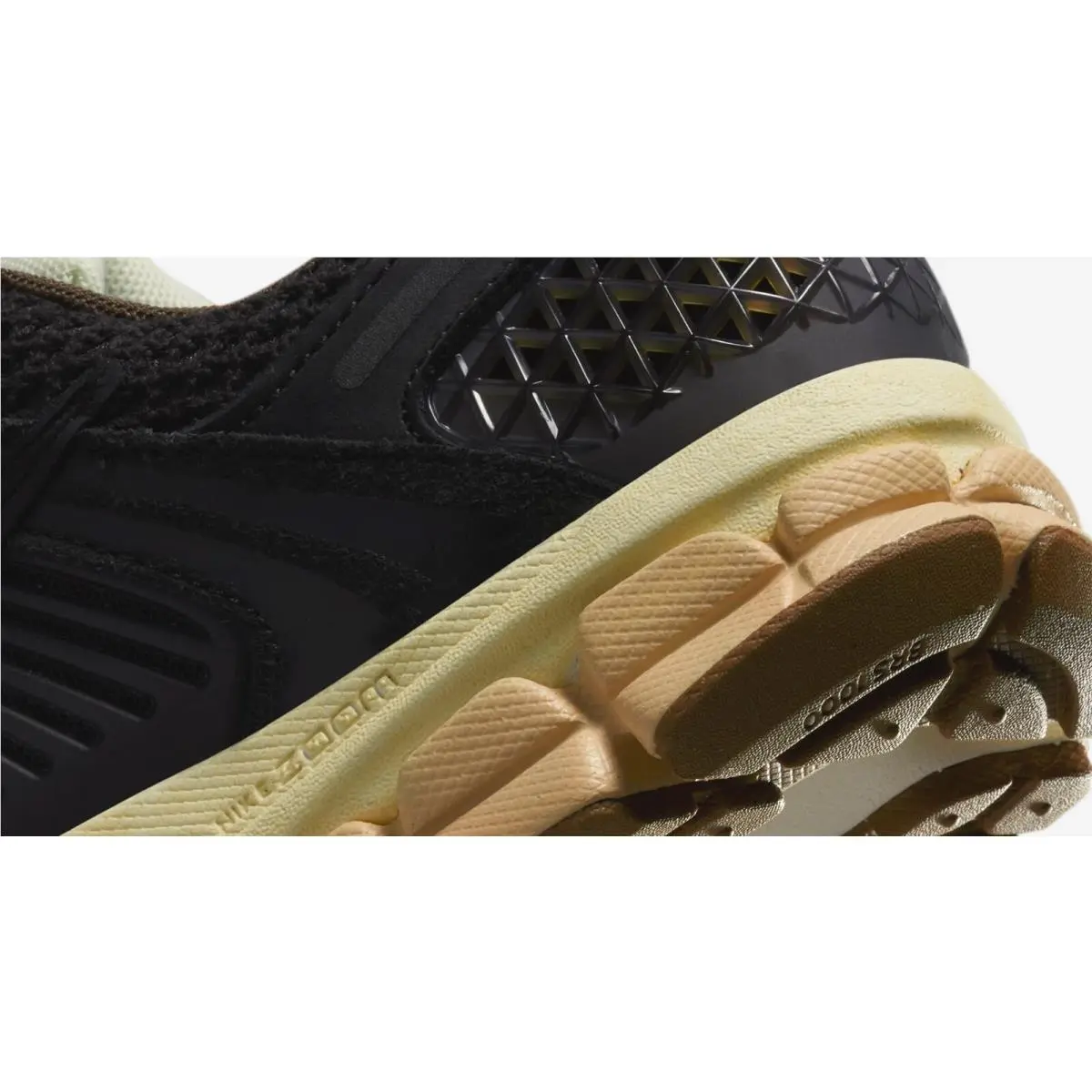 Nike shoes - Nike Zoom Vomero - Zoom Vomero - FD0533 - BLACK/BLACK/SESAME/COCONUT MILK 11