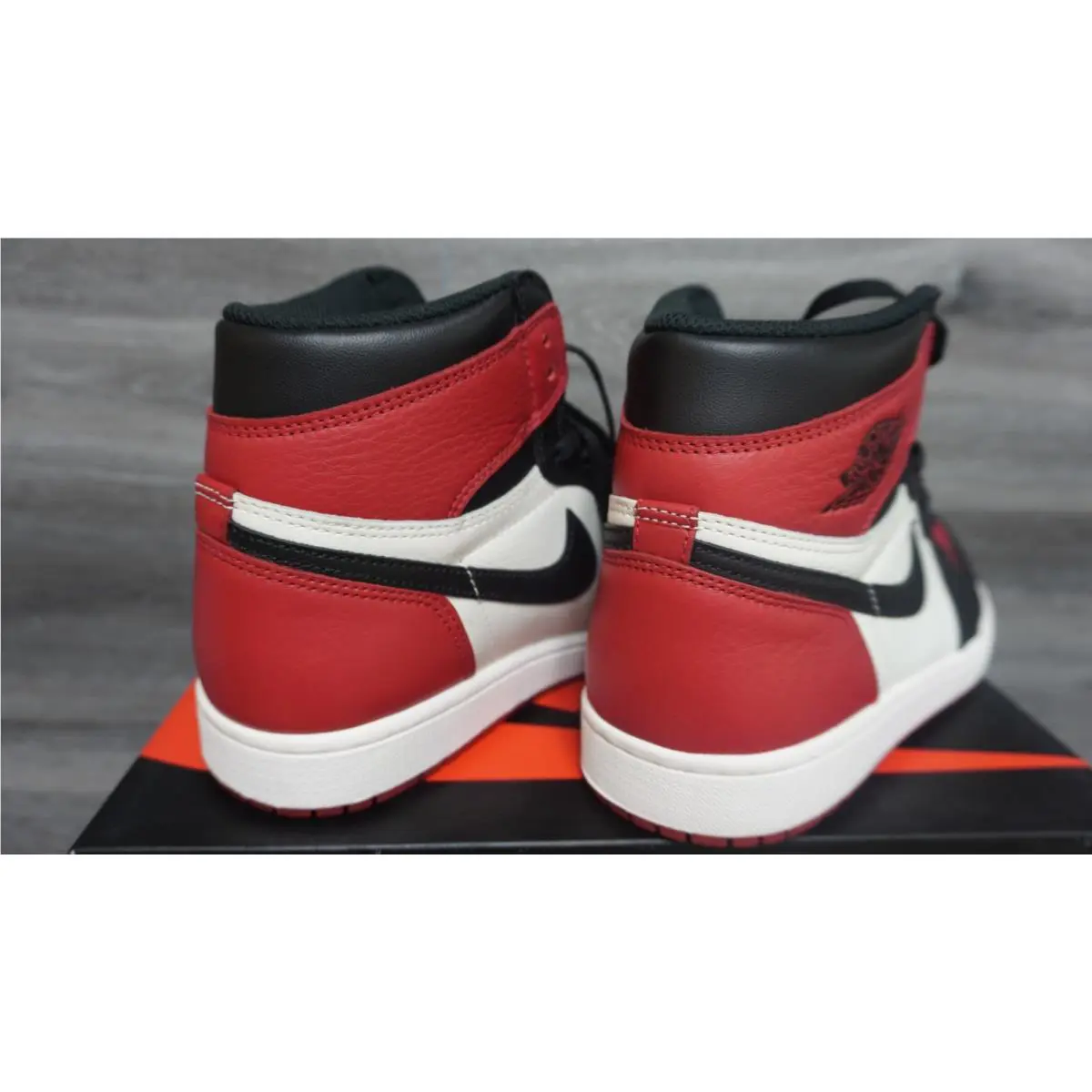 Nike shoes - Air Jordan 1 - Air - 555088-610 - Red (UPC: 884802896319) 7