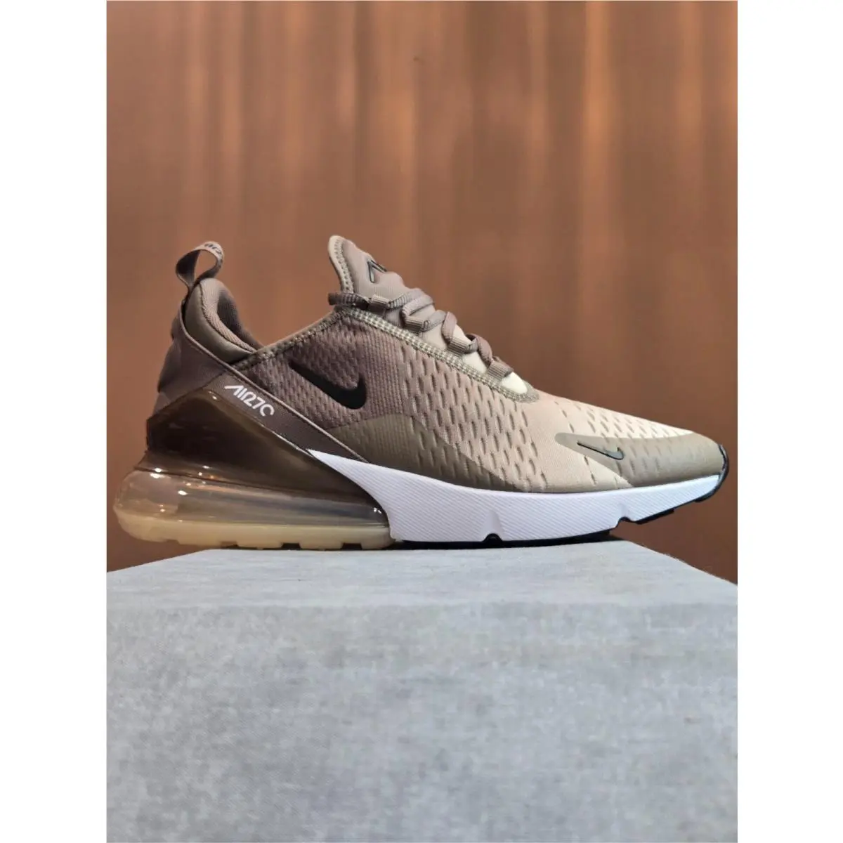 Nike Air Max 270 Mink Brown Black Orewood Sneakers IB7751-200 Men`s Size 11.5