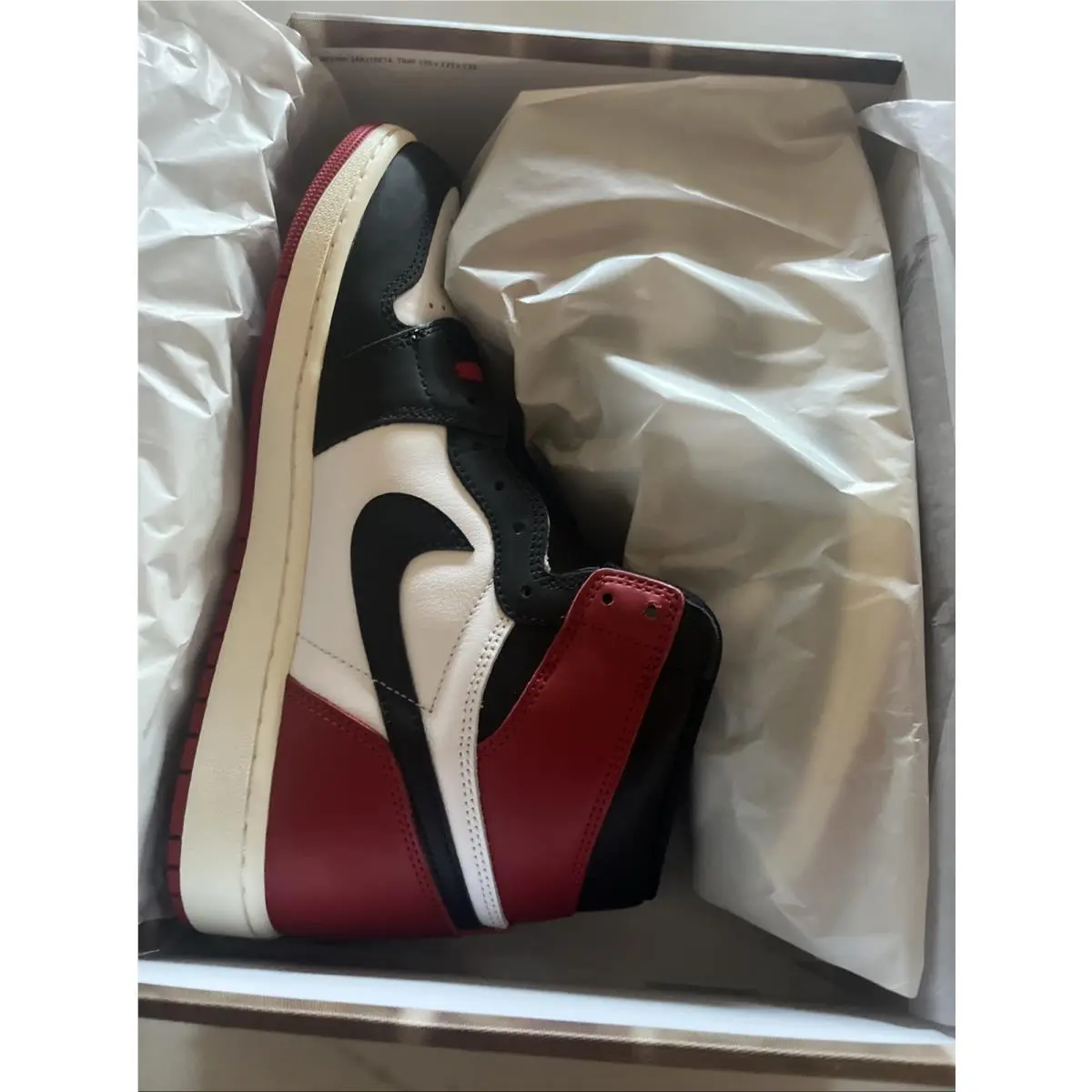 Nike shoes - Jordan OG - Black Red White 4