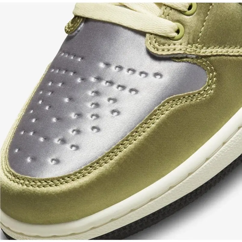 Nike shoes - Air Jordan 1 - Air - Gold 5