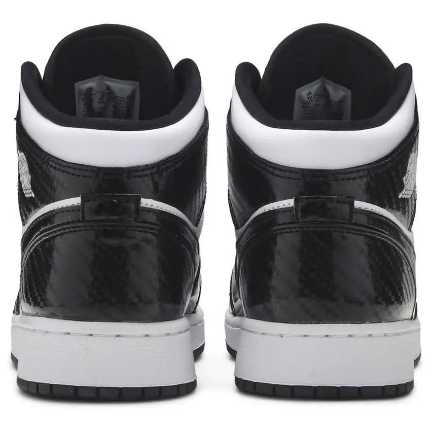 Nike shoes - Air Jordan 1 Mid SE - Black 2