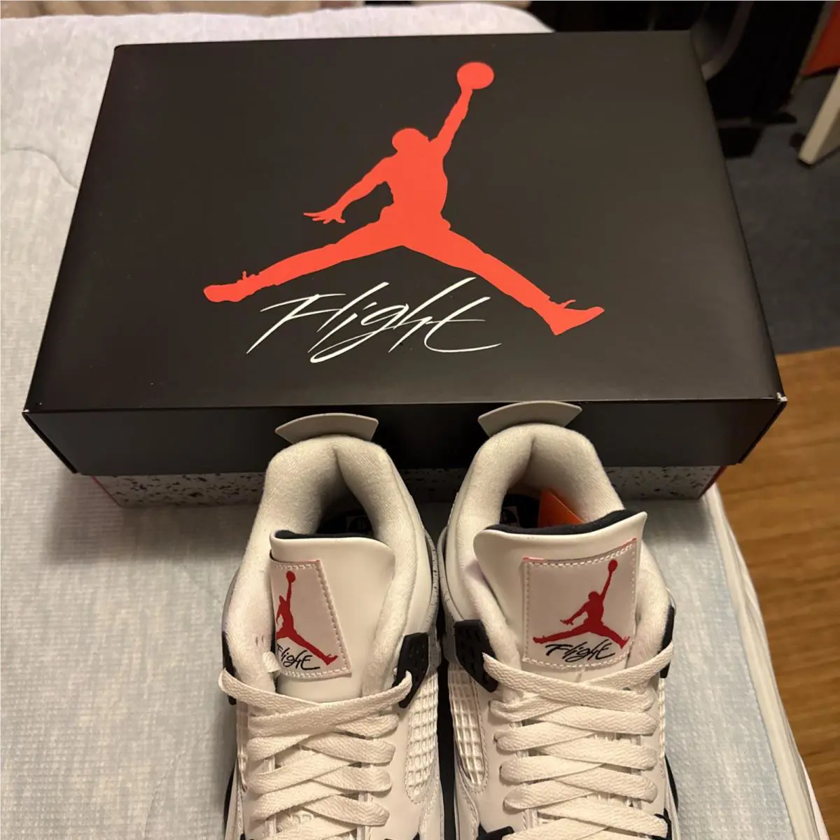 Nike shoes - Air Jordan Retro IV - Air Retro - Summit White/Fire Red 4