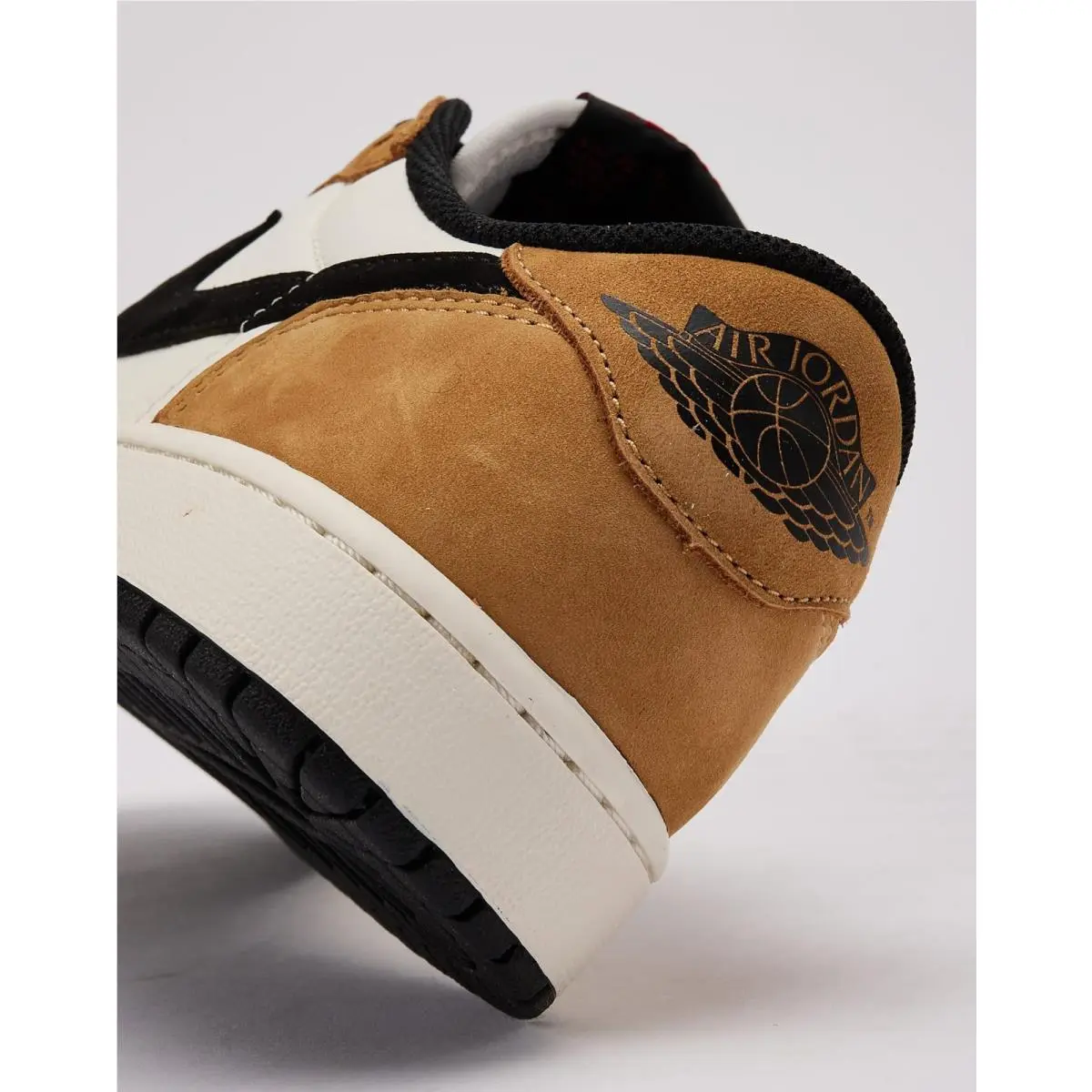 Nike shoes - Cream (UPC: 197859495726) 4