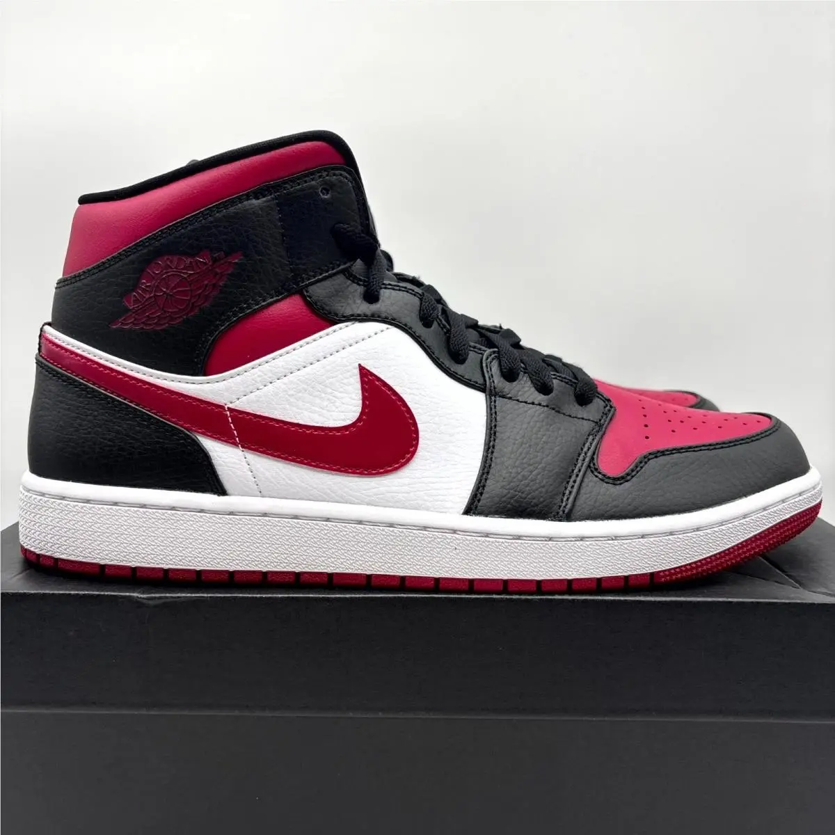Air Jordan 1 Mid Bred Toe Black Red White Athletic Shoes 13 Mens 554724-066 by Nike
