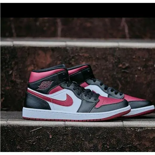 Nike shoes - Jordan 1 - 554724066 - Noble Red 0