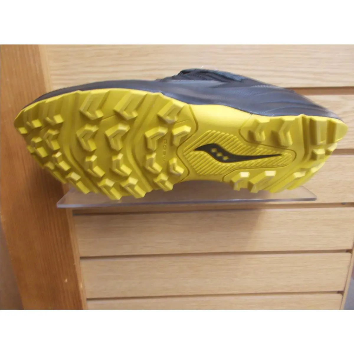 Saucony shoes - EXCURSION TR 17 GTX 20960-200 - S20960-200 - BLACK / YELLOW 2