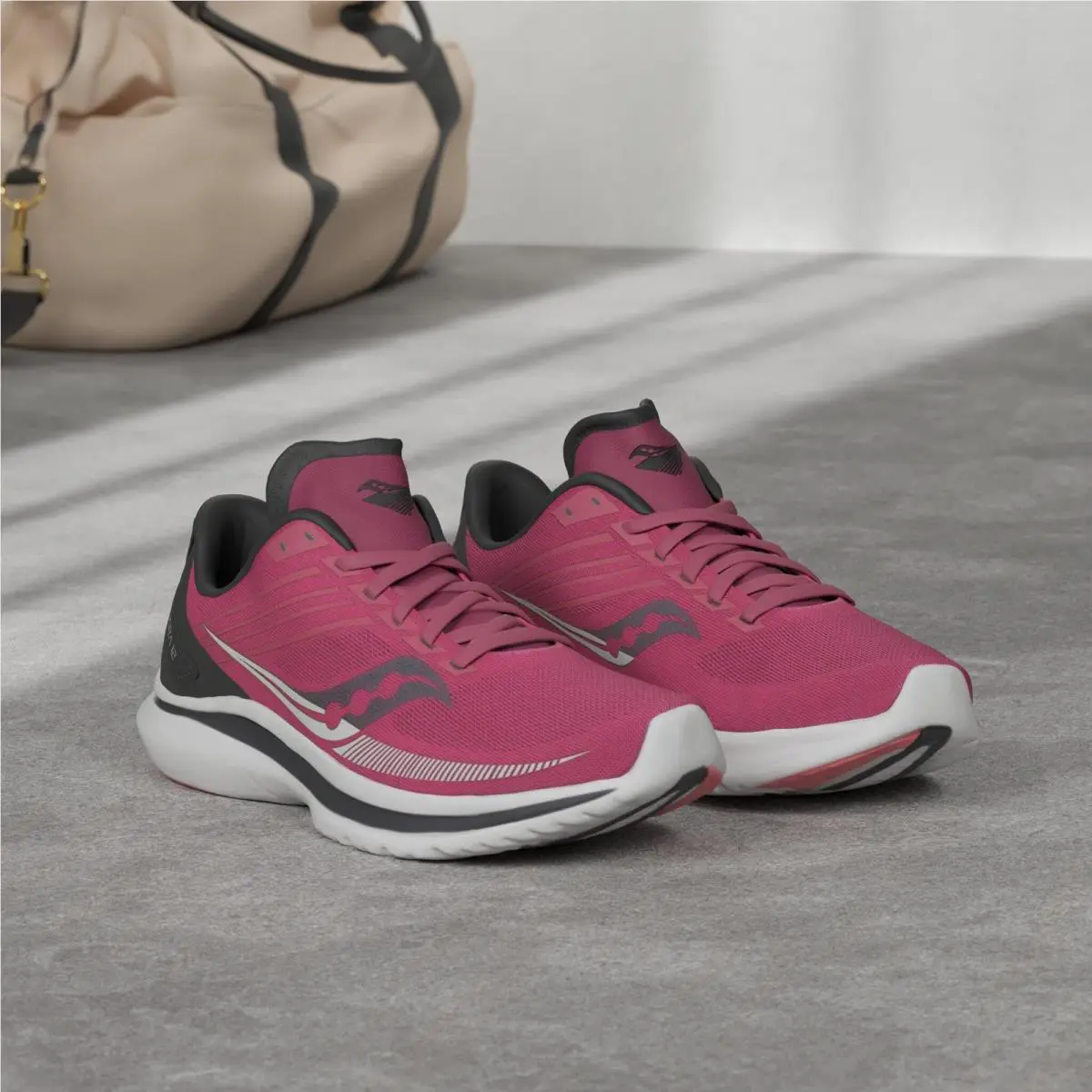 Saucony shoes - S1061955S1062055400 - S10619-55/S10620-55-400 - Cherry/Black (UPC: 194917352632) 0