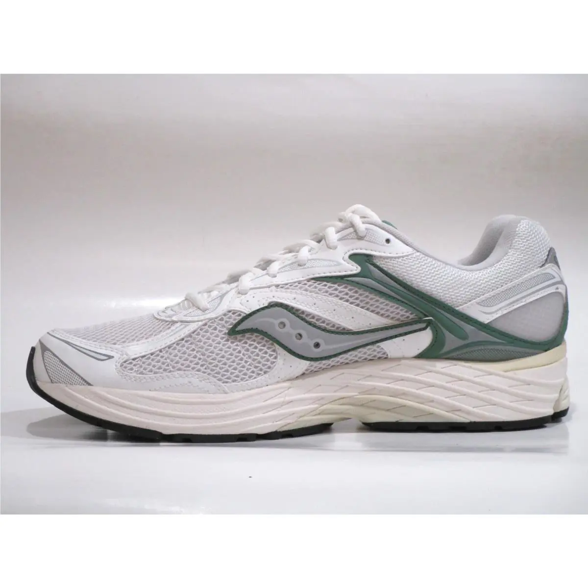 Saucony shoes - Saucony Progrid Omni 9 - Progrid Omni - S70832-1 - Ivory/Green 1