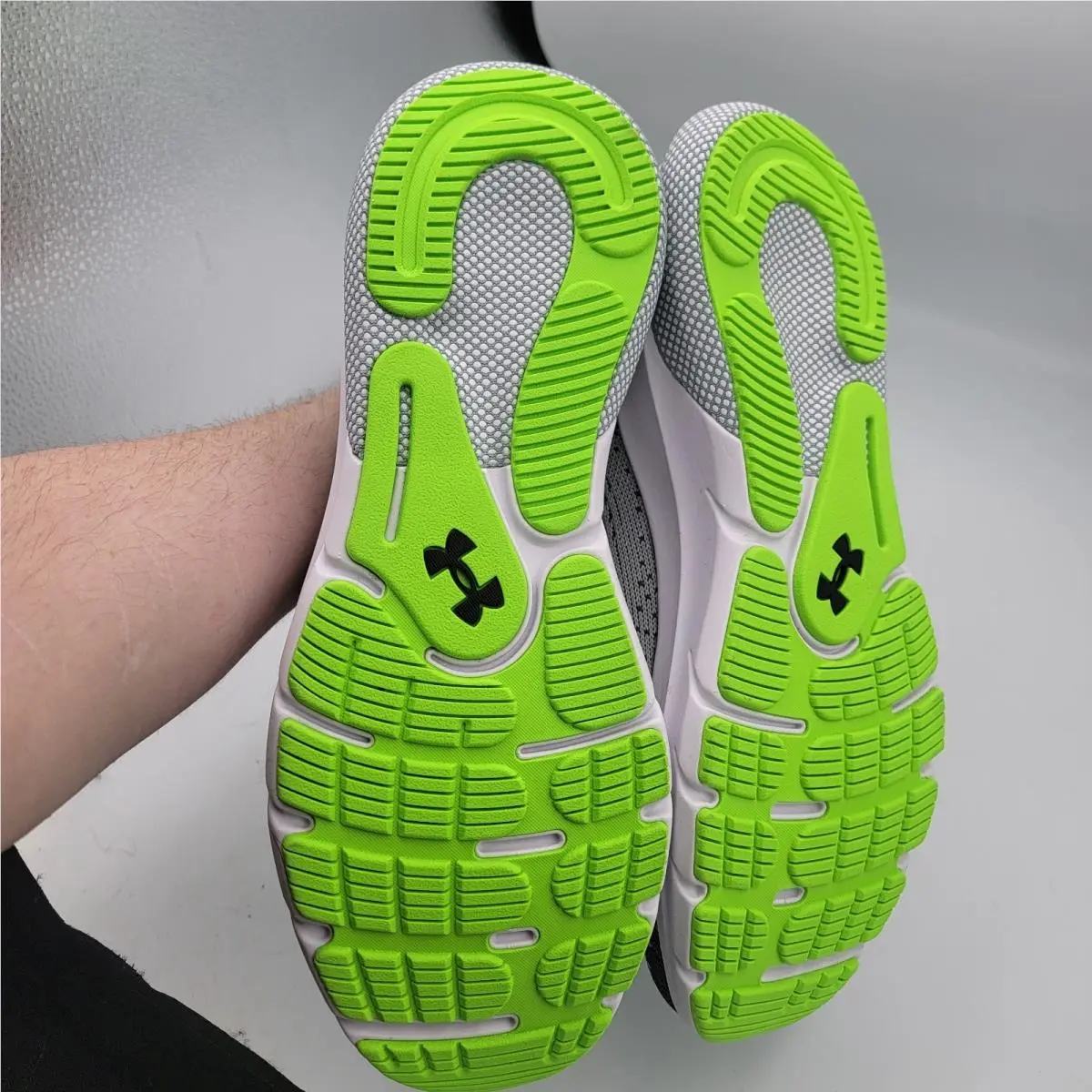 Under Armour shoes - Under Armour HOVR Turbulence 2 - 3026520-011 - Gray 4