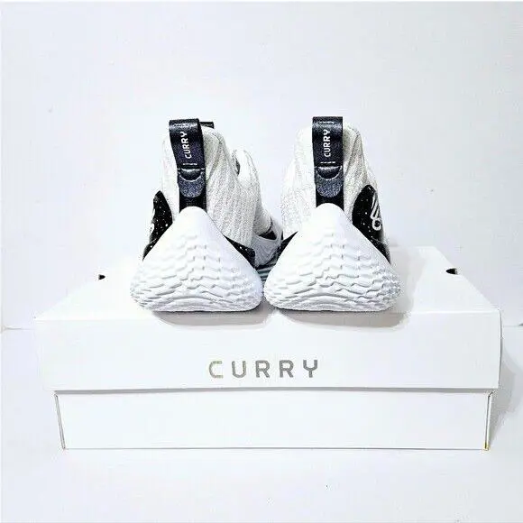 Under Armour shoes - White (UPC: 196883901029) 2