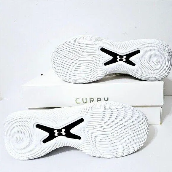 Under Armour shoes - White (UPC: 196883901029) 3