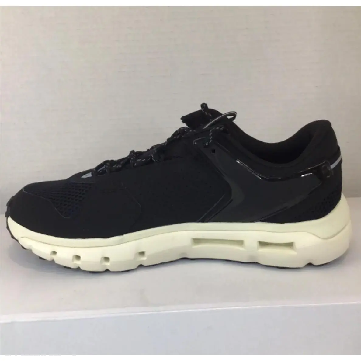 Under Armour shoes - Summit Trek - Summit Trek - 3028345-003 - Black (UPC: 196886403421) 1