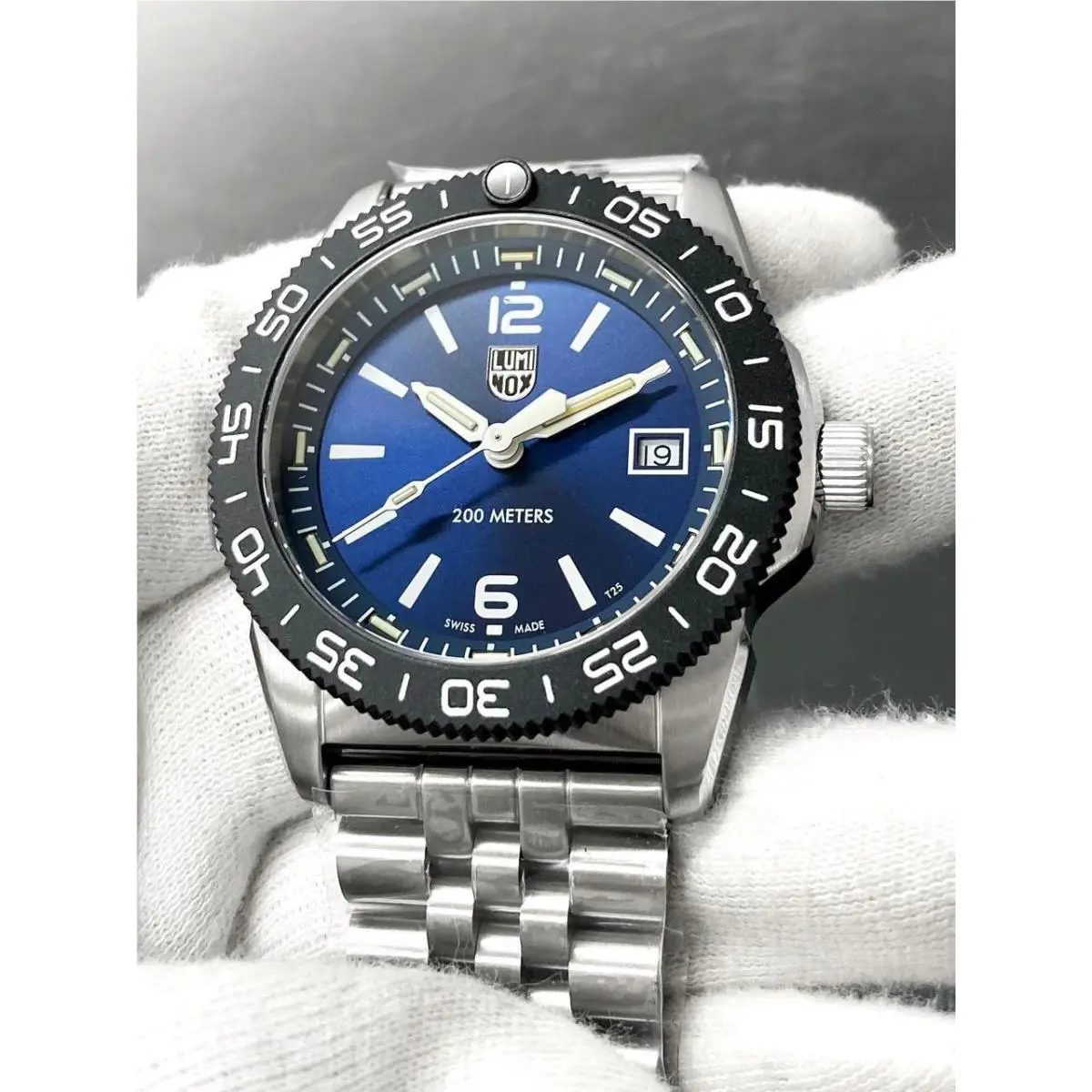 Luminox Pacific Diver Ripple Quartz 39mm Men`s Dive Watch XS.3123M.SET.1