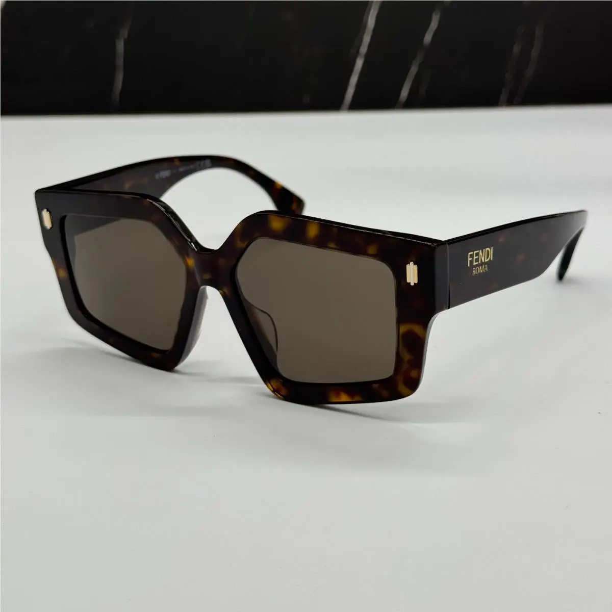 Fendi FE40162F 52E Havana Sunglasses Women Fendi | Fash Brands