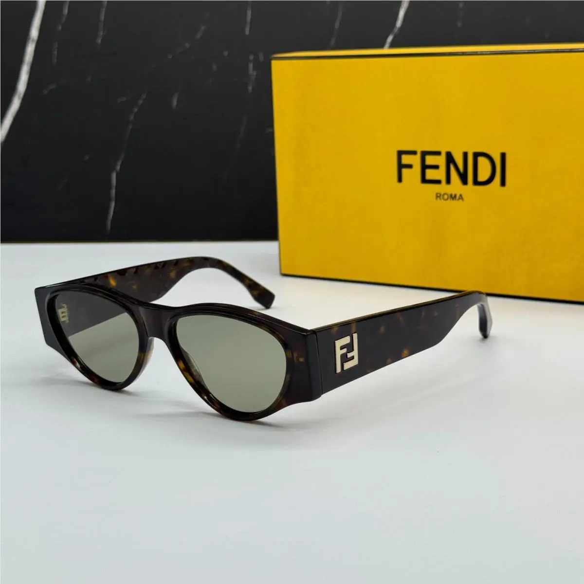 Fendi FE40158I 52E Havana Sunglasses Women Fendi