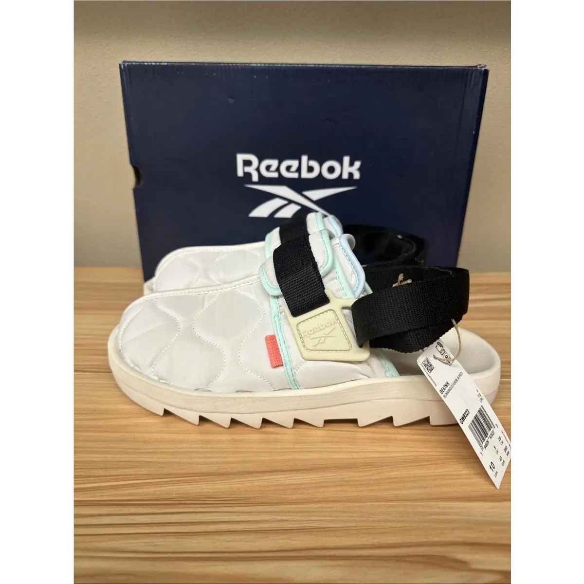 Reebok shoes - Reebok Beatnik Jacket Liner - Beatnik Jacket Liner - GW8323 - White 1