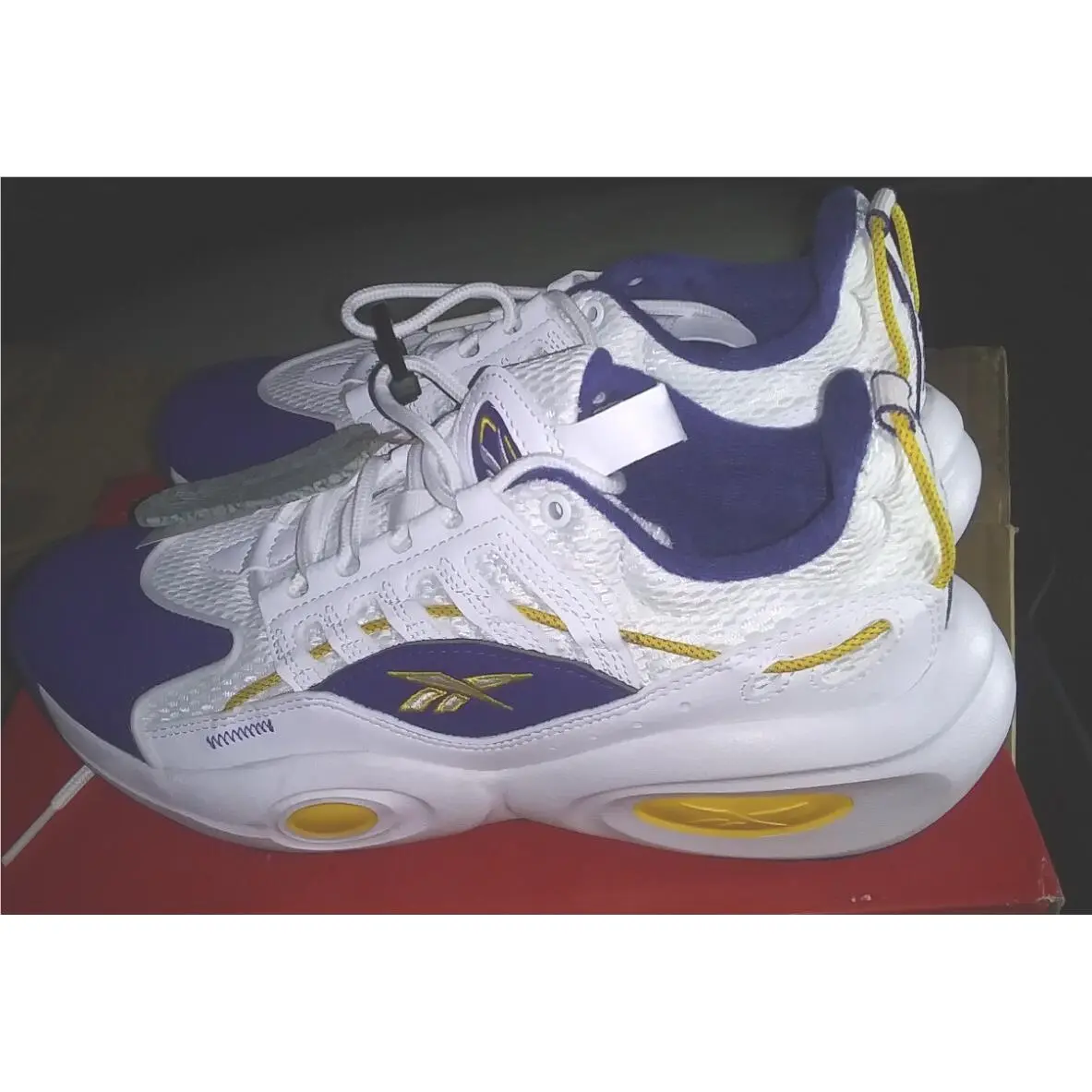 Reebok Solution Mid Men`s Iverson Basketball Yellow/purple Shoes Size 8.5 GW4377