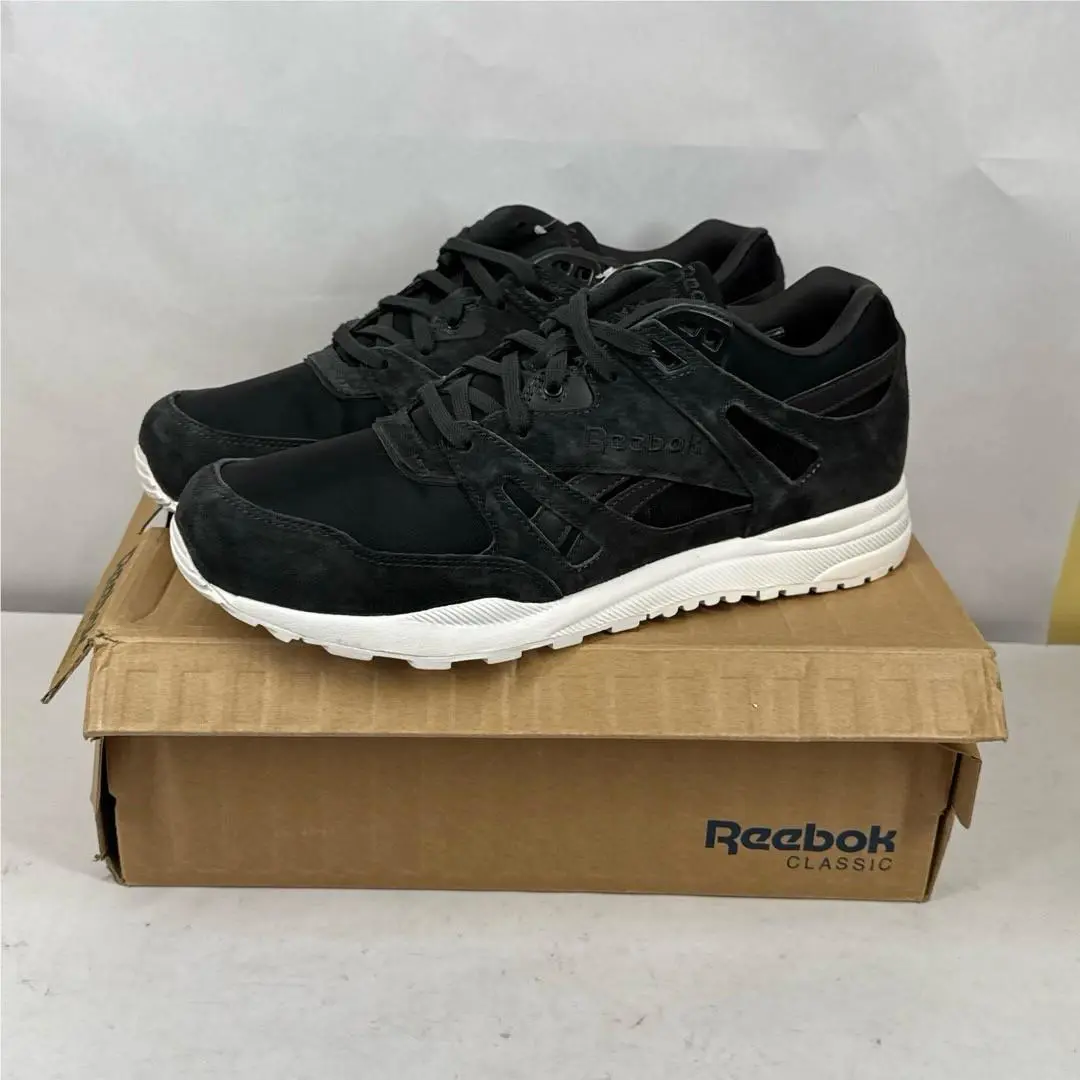 Reebok shoes - Black (UPC: 888594785899) 1