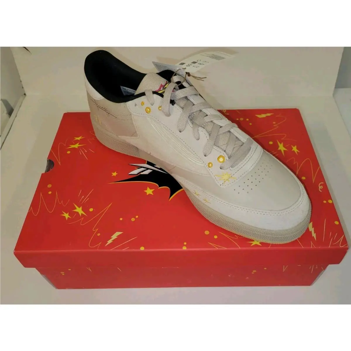 Reebok shoes - Reebok Looney Tunes x Club C 85 - GY4779 - Pebble/Core Black/Bright Ochre 1