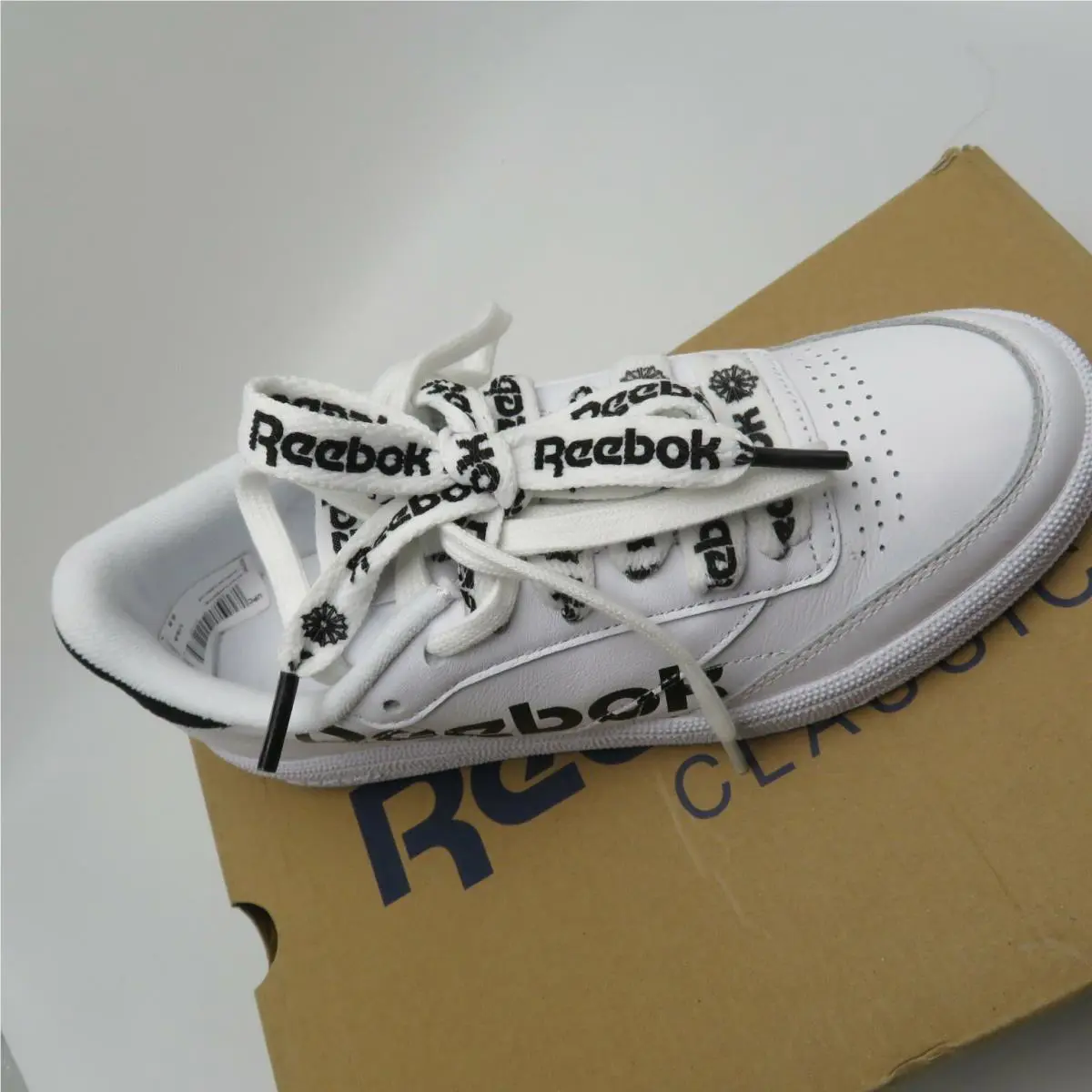 Reebok shoes - CLUB C 85 - CLUB - White (UPC: 192611011275) 5