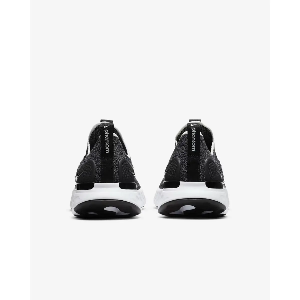 Nike shoes - Black/White 2