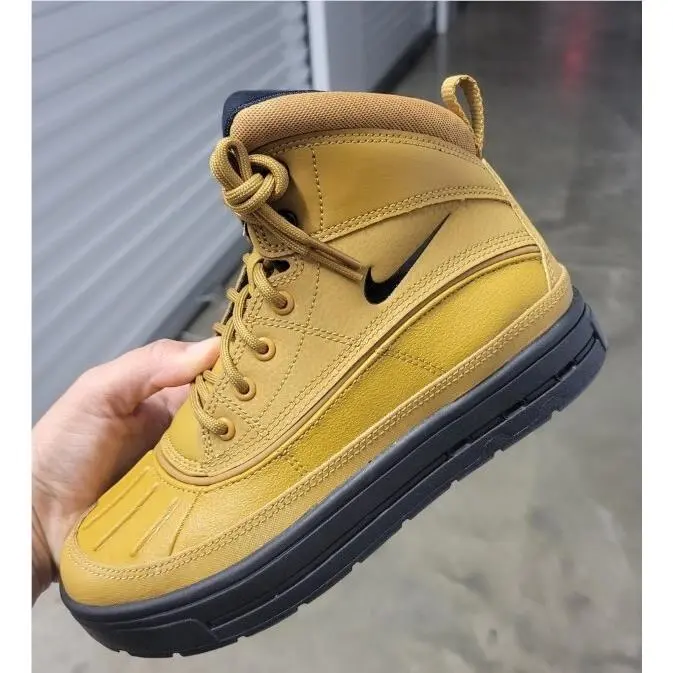 Nike shoes - Nike Woodside - Woodside - Beige 0