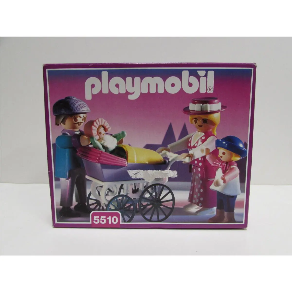 Playmobil Victorian Family 5510 Complete