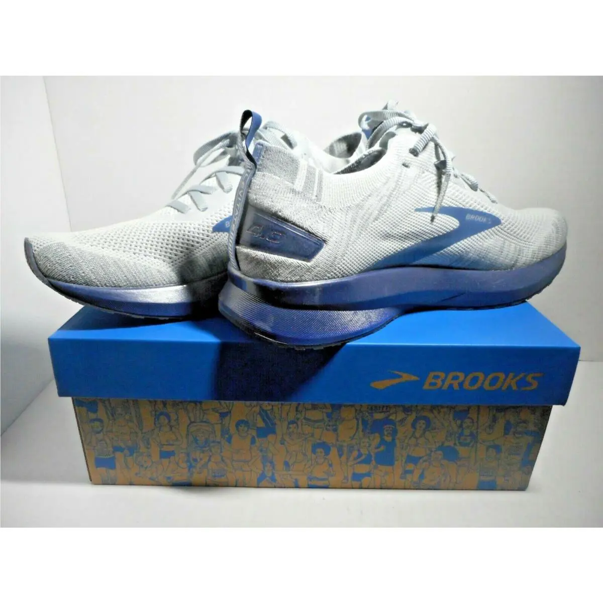 Brooks shoes - Brooks Levitate 4 - Levitate - 110345-1D-008 - Gray Oyster Blue (UPC: 190340766596) 0