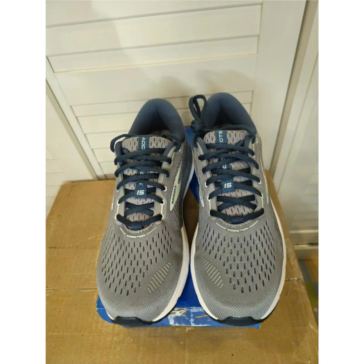 Brooks shoes - Brooks Addiction - Addiction - 1203522A099 - Gray 4
