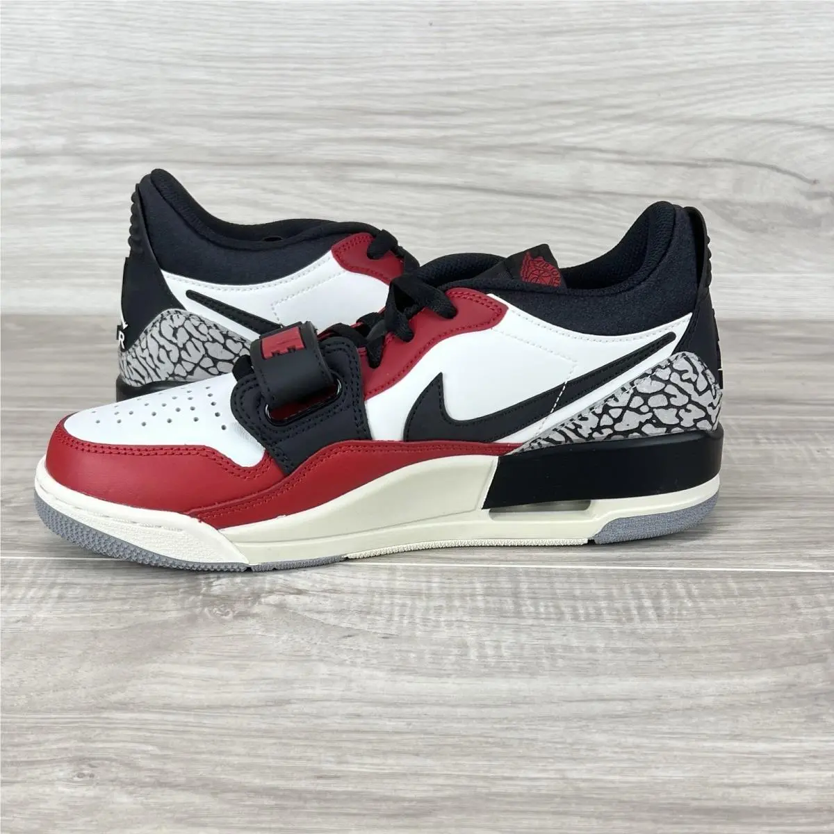 Nike shoes - Jordan Legacy 312 - Legacy - CD7069106 - Red 4