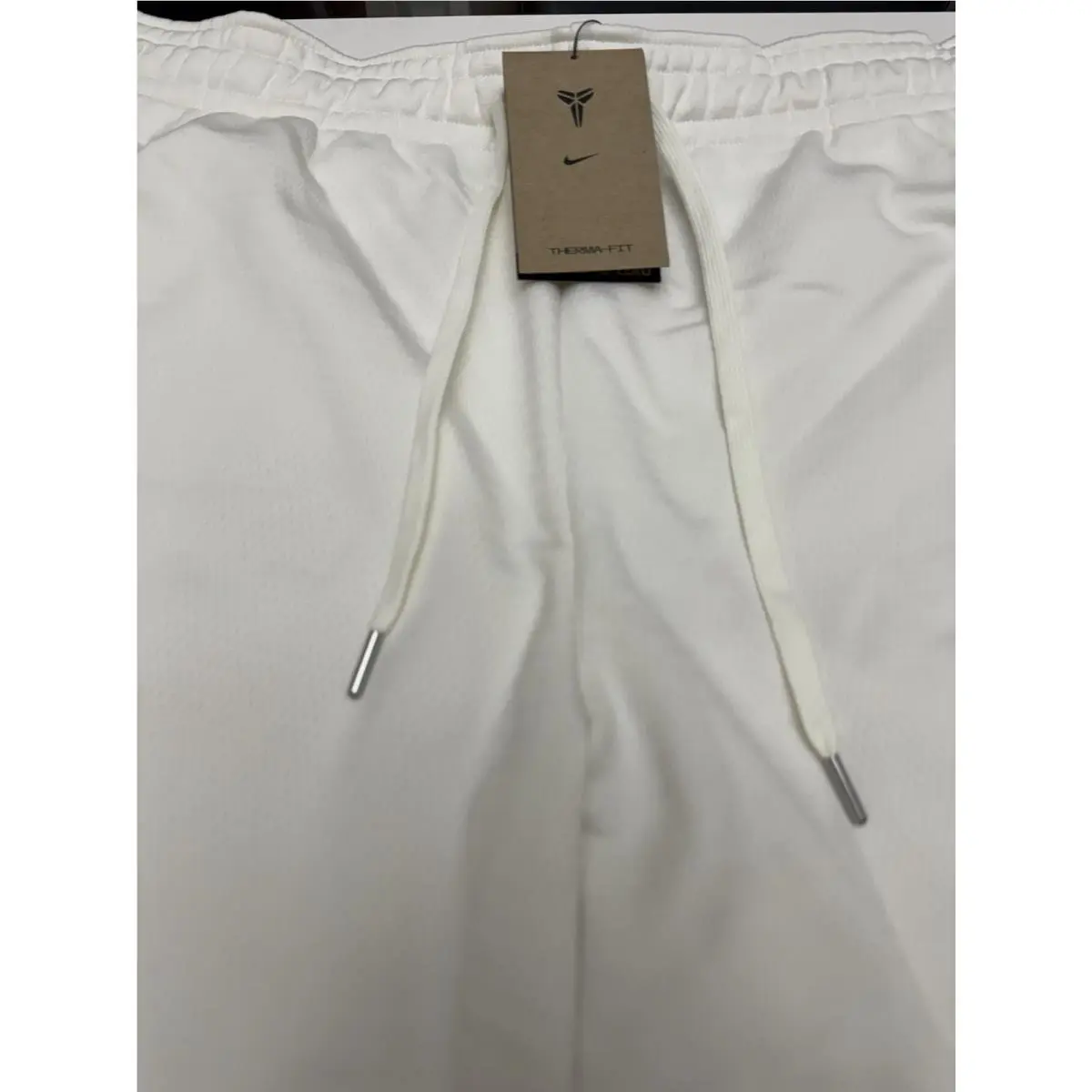 Nike clothing - HQ4699-133 - HQ4699-133 - White (UPC: 197863459608) 3