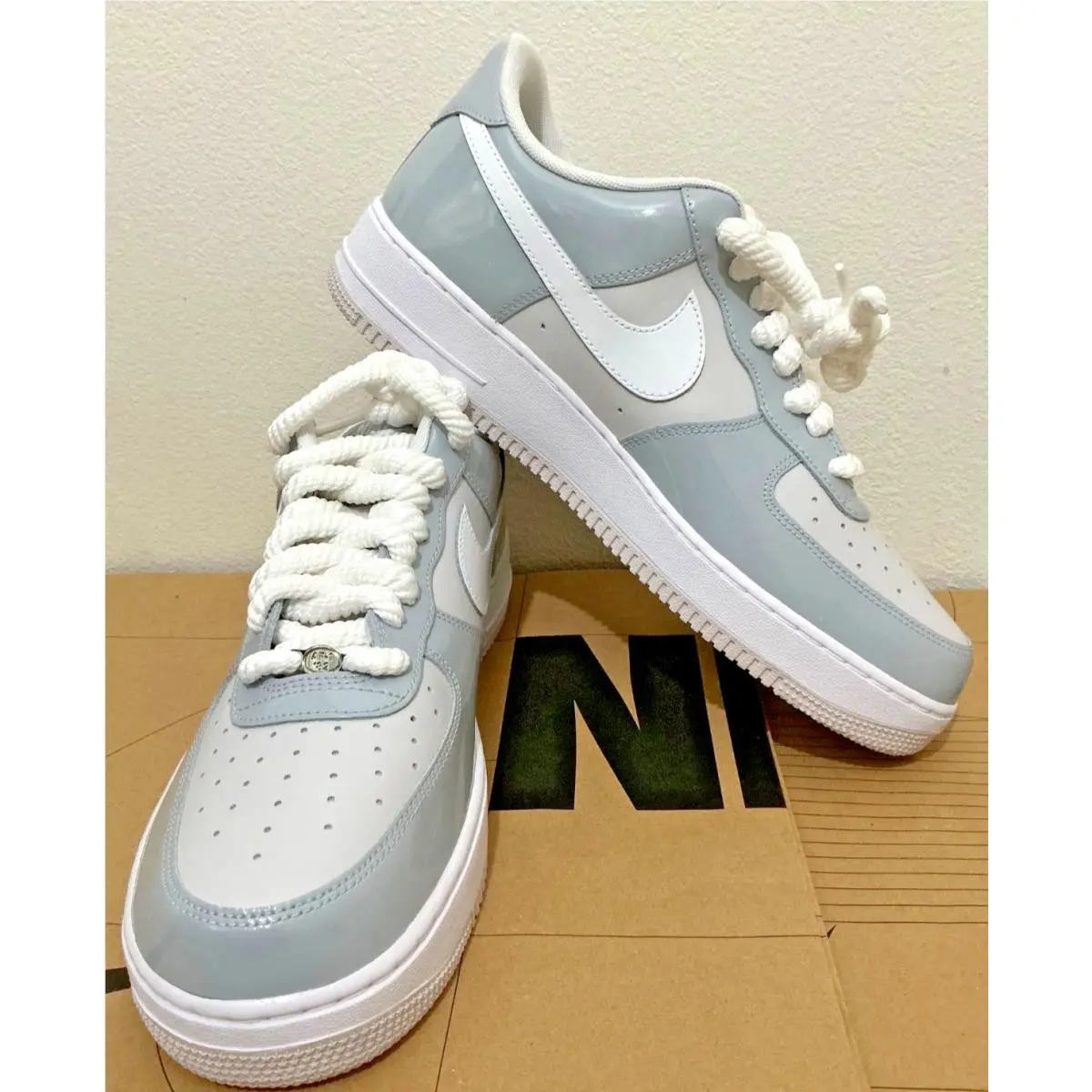 Nike Air Force 1 `07 LV8 Shoes Wolf Gray White Vast Gray HV9405-001 Men`s Sz 13