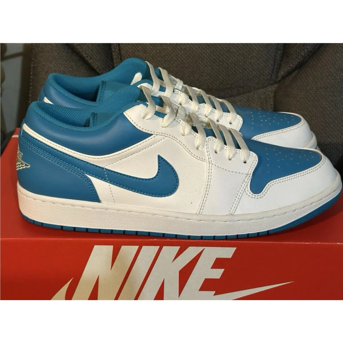 Nike Air Jordan 1 Low Shoes Men’s Size 13 Aquatone Blue White 553558-174