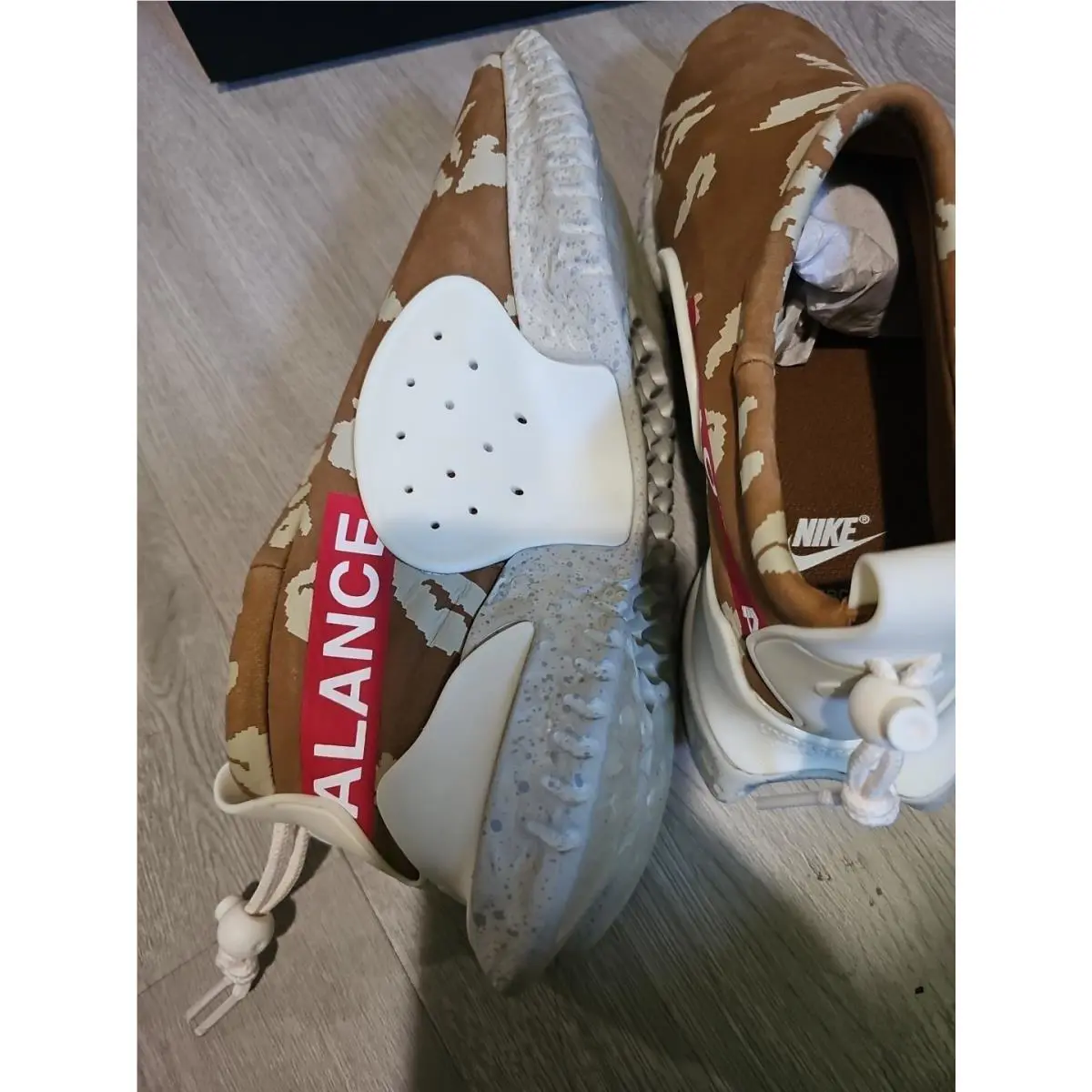 Nike shoes - nike moc flow/undercover - moc - Dv5593200 - ale brown/red-white (UPC: 196154991360) 7