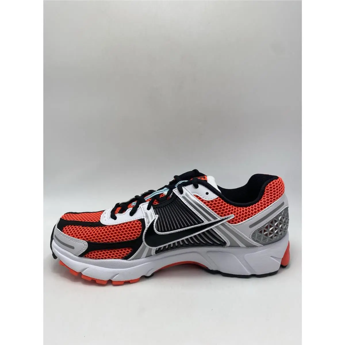 Nike shoes - Nike Air Zoom Vomero 5 - CZ8667 600 - Black 1