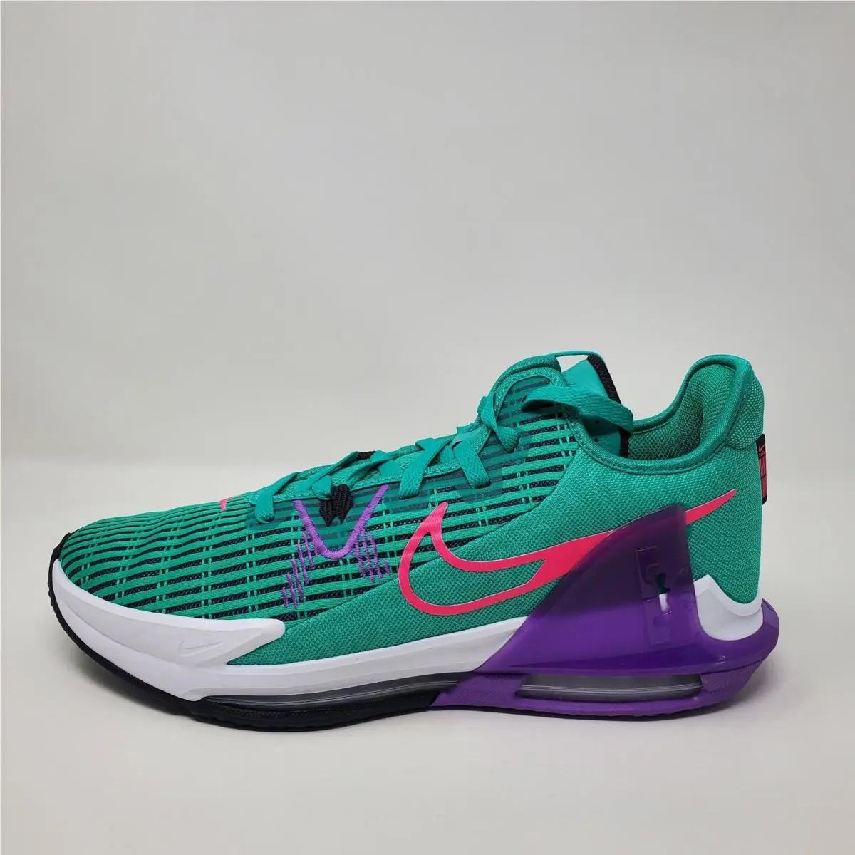 Nike shoes - Nike LeBron Witness VI 6 - CZ4052-300 - Green 3
