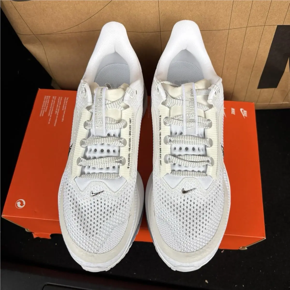 Nike shoes - Nike - HQ2592-102 - White/Metallic Silver 2