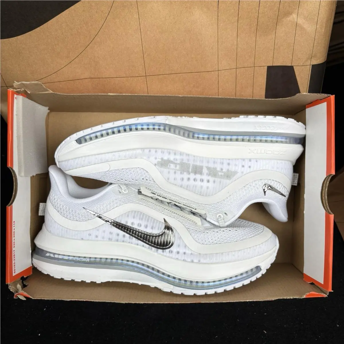 Nike shoes - Nike - HQ2592-102 - White/Metallic Silver 5