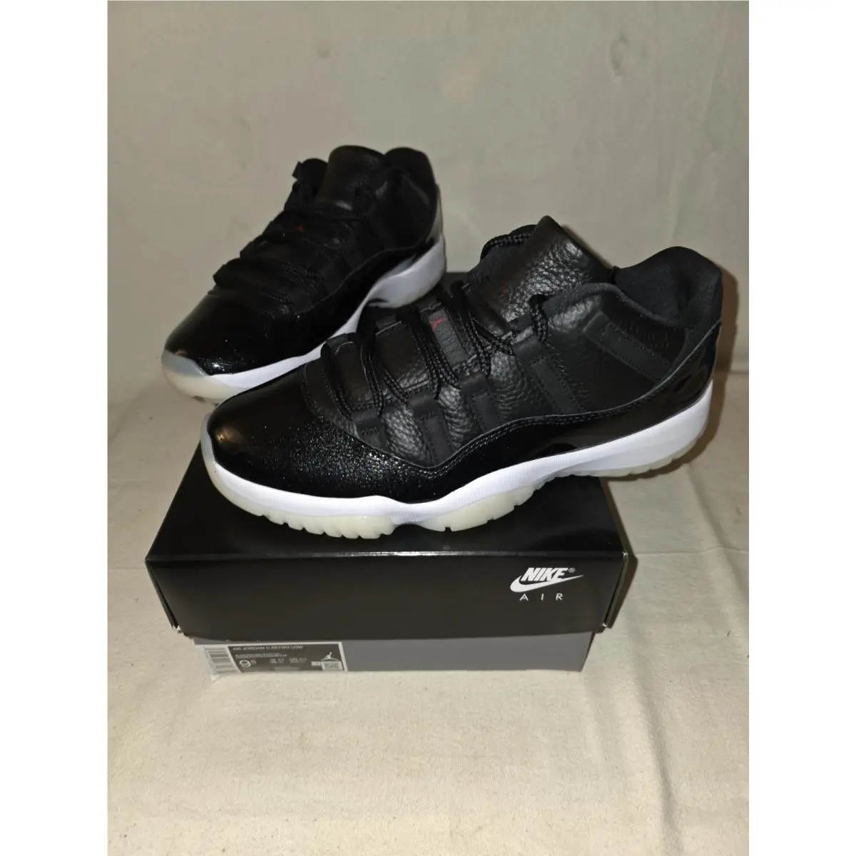 Nike Air Jordan 11 Low 72-10 Size 9.5 DS OG All AV2187-001