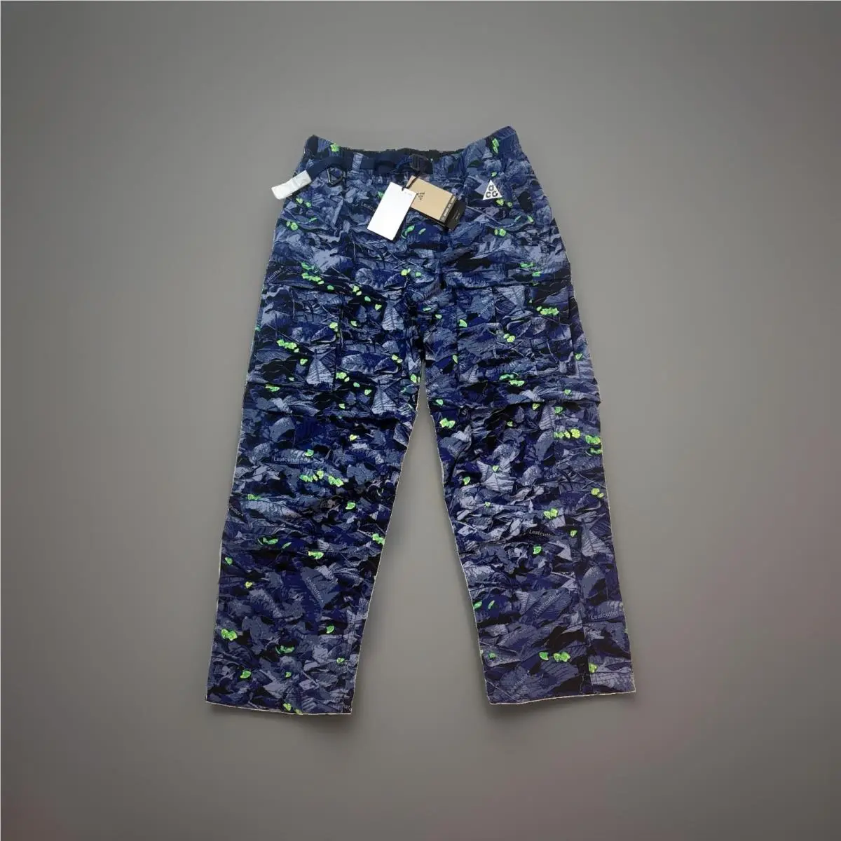 Nike Acg Smith Summit Water Repellent Cargo Pants Mens Size M HQ0199-410