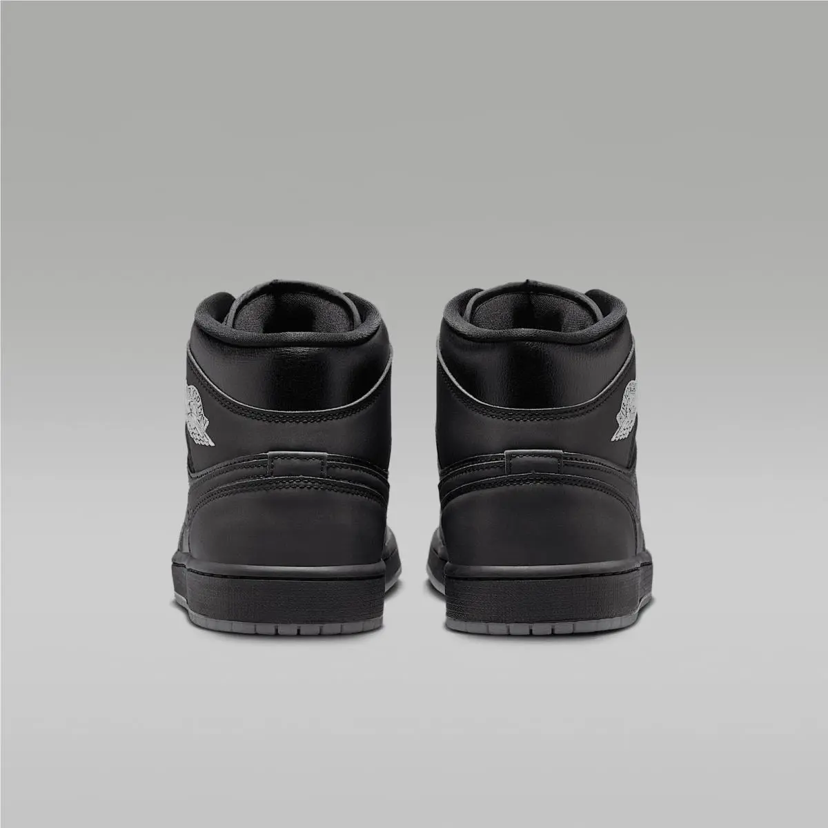 Nike shoes - HV5177010 - HV5177-010 - Black (UPC: 197860650602) 4