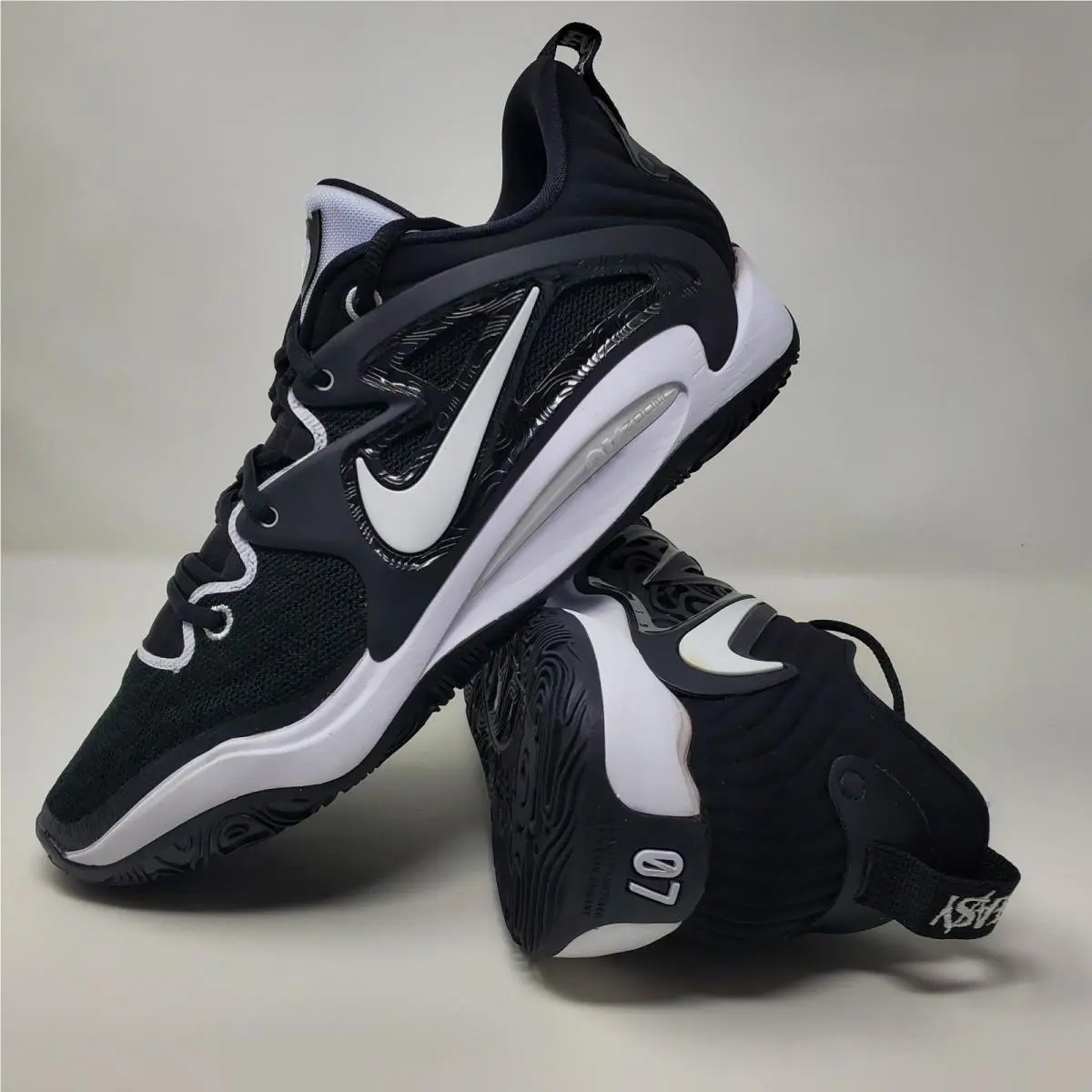 Nike KD15 TB Promo Black White DX6648-002 Men`s Size 11.5