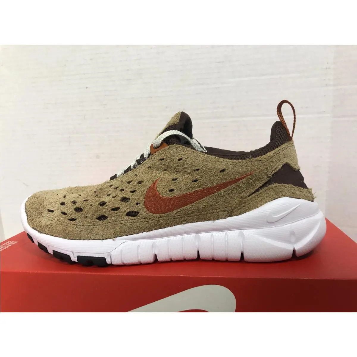 Nike shoes - Nike Free Trail - Free Trail - CW5814-200 - Driftwood/Dark Russet (UPC: 195238085933) 5