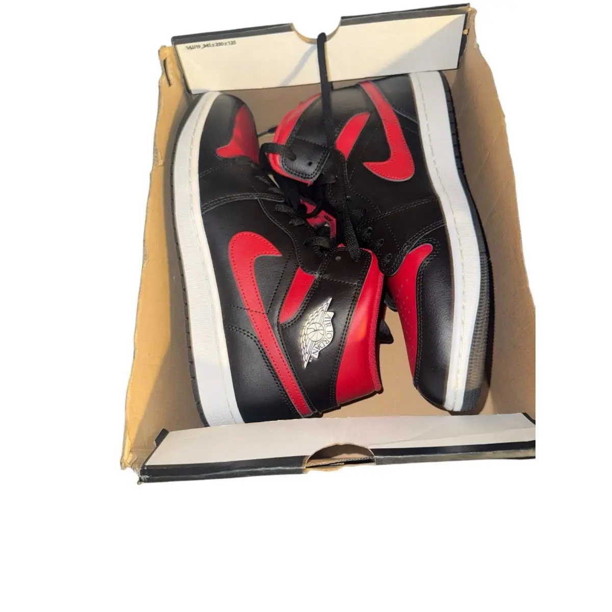 Nike shoes - Jordan 1 - DQ8426-067 - Black/Varsity Red/Summit White 0