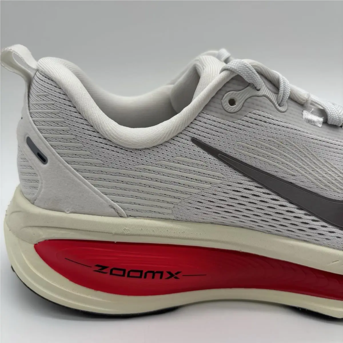 Nike shoes - Nike Vomero 18 - Vomero - HM6803 001 - Platinum Tint/Mtlc Pewter (UPC: 197860773523) 1
