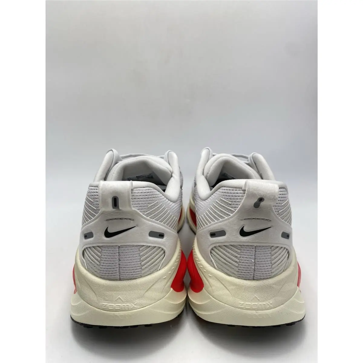 Nike shoes - Nike Vomero 18 - Vomero - HM6803 001 - Platinum Tint/Mtlc Pewter (UPC: 197860773523) 4