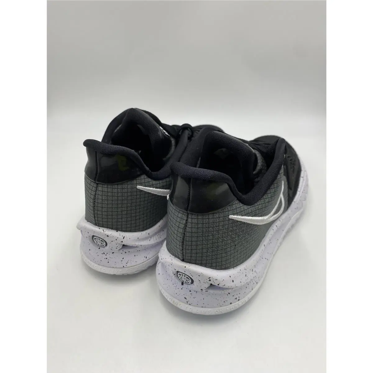 Nike shoes - KYRIE LOW 4 TR PROMO - DM5041 001 - Black/White (UPC: 195239295706) 6
