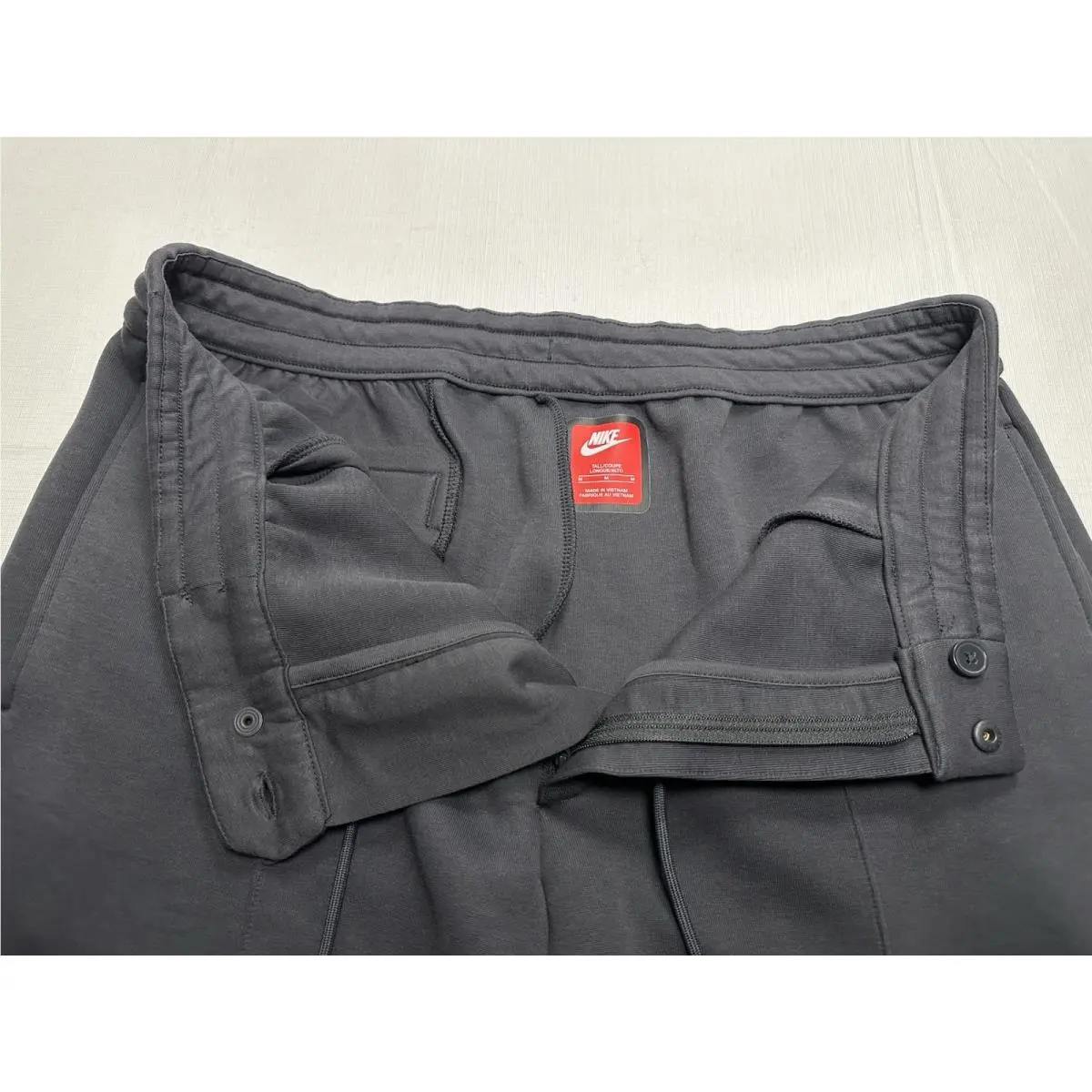 Nike clothing - FZ7583-060 - FZ7583-060 - Gray (UPC: 197599670544) 4