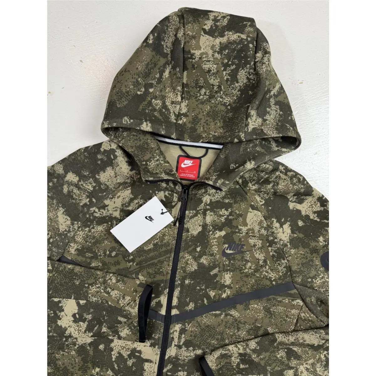 Nike clothing - HV5055 - HV5055 - Green 2